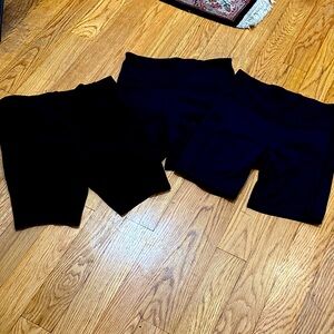 Athleta Women's Black Athletic Stash Shorts